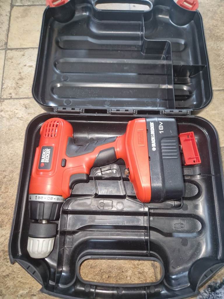 Black & Decker 18V Cordless Drill with Case & Charger