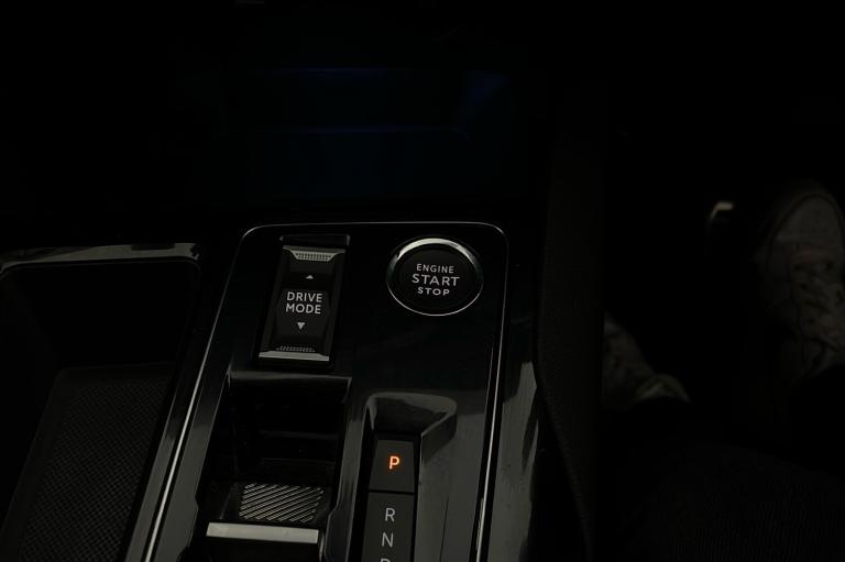  Peugeot 3008 SUV 1.2 Puretech Gt Suv 5dr Petrol Eat Euro 6 s/s 130 Ps Petrol