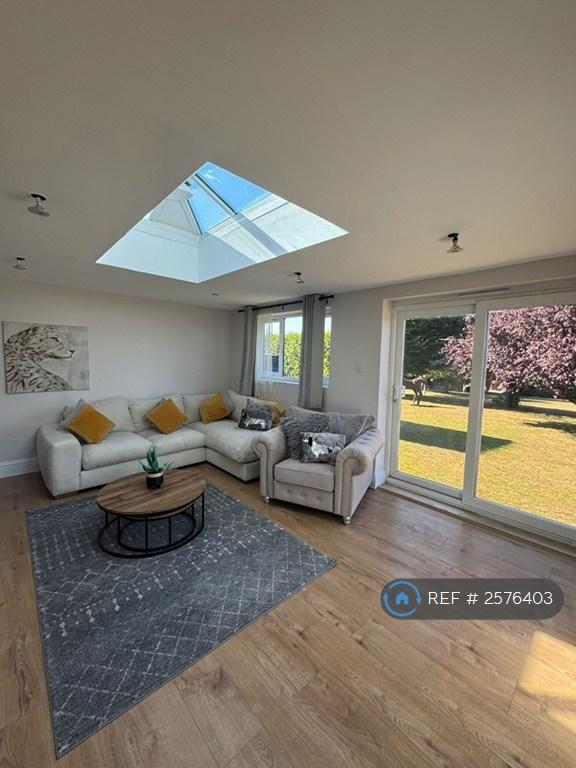 2 bedroom house in Out Elmstead Lane, Barham, CT4 (2 bed) (#2576403)