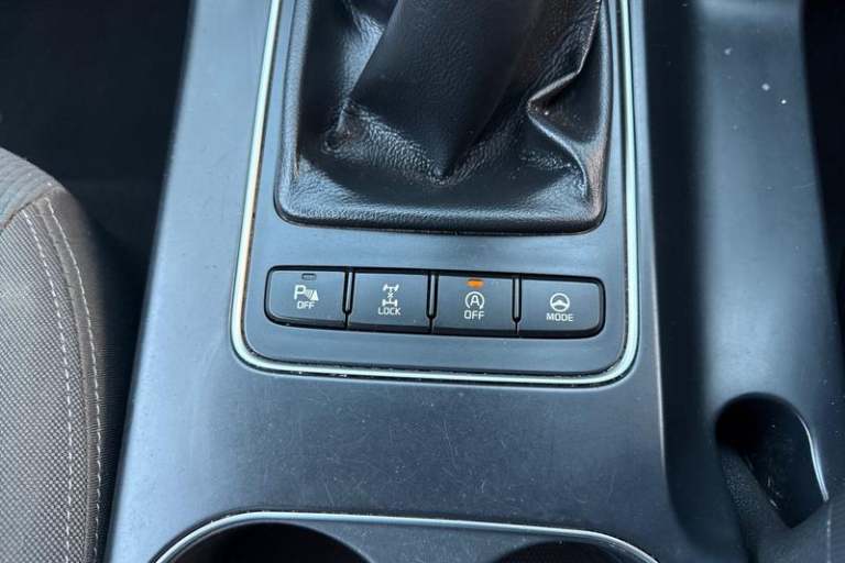 2016 Kia Sorento 2.2 CRDi KX-1 5dr ** Tow Bar ** Manual Station Wagon Diesel Manual