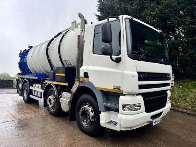 2014 DAF CF 85.460 EEV8x2 lift/steer Whale stainless vacuum tanker wash down