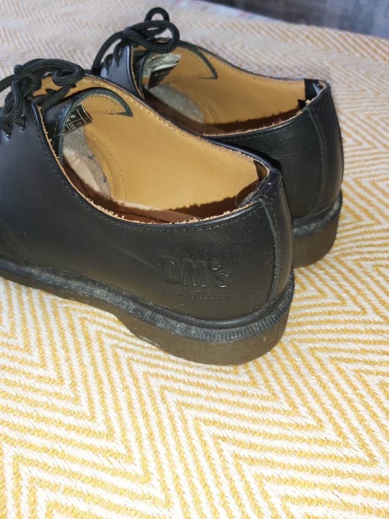 Doc Martins shoes size 6