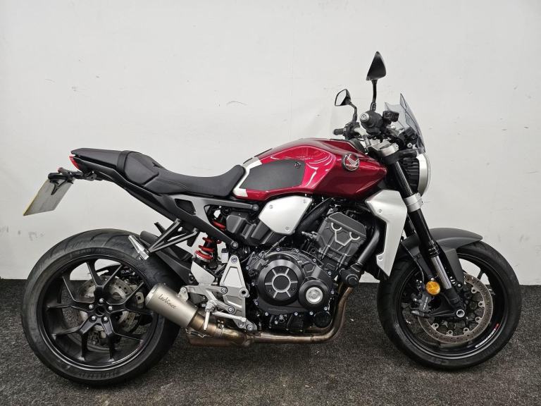 HONDA CB1000R ** LOW MILEAGE - DATATOOL ALARM - LEO VINCE EXHAUST **