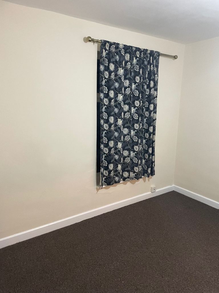 2 bedroom house to rent 