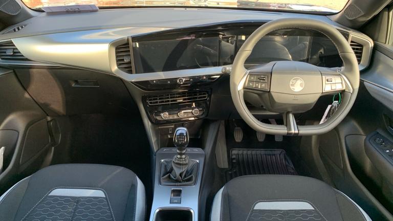 2025 Vauxhall Mokka 1.2 Turbo 136 Griffin 5dr HATCHBACK PETROL Manual