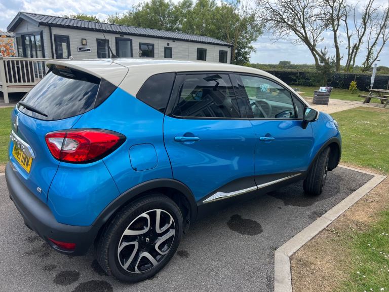 Renault, CAPTUR, Hatchback, 2015, Manual, 1461 (cc), 5 doors