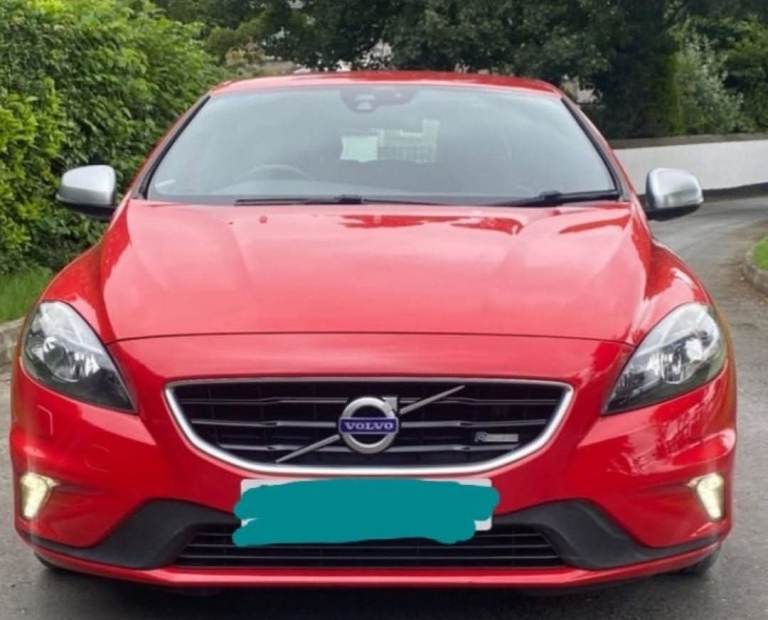 Volvo v40 