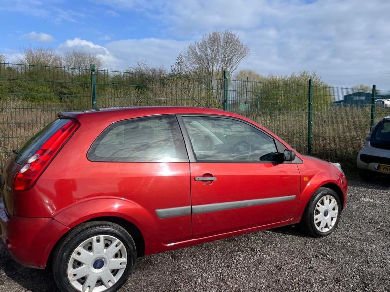 FORD FIESTA 1.2 STYLE 08 REG RED 3 DOOR MOT JULY 2ND 2026 LOW INSURANCE 48+MPG