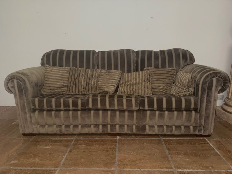 Duresta Sofa with original Cushions 