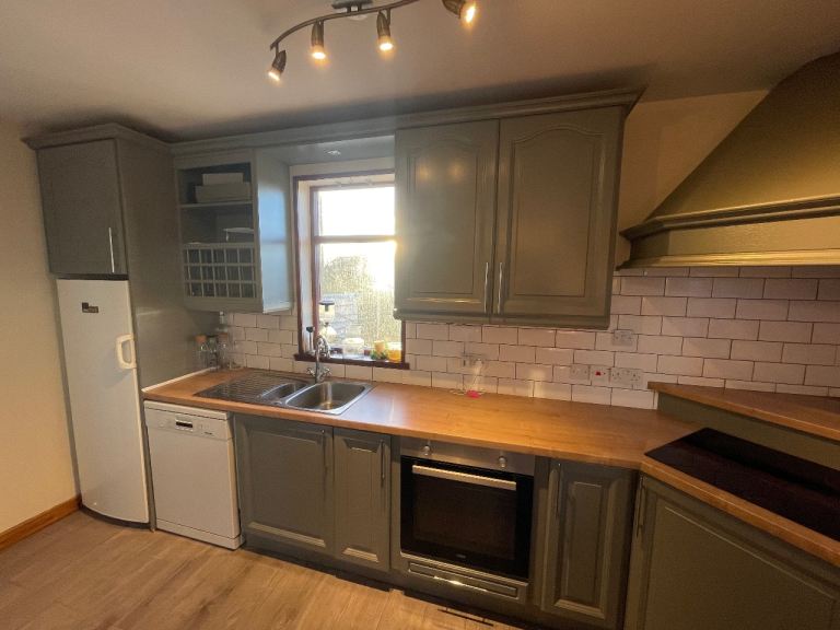 Kitchen and appliances for sale