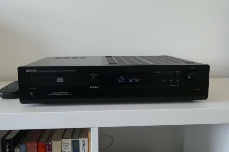 DENON cd/tuner/amp RCD100 - Excellent Condition