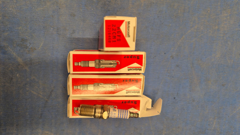 Ford spark plugs 15 per set