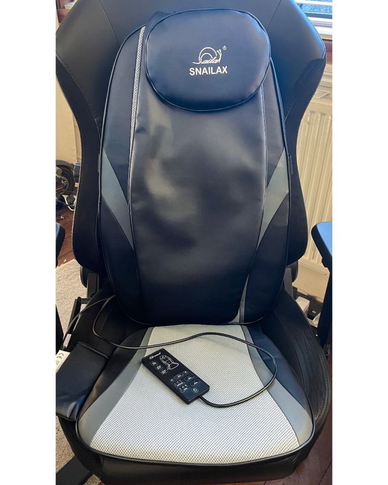 Snailax Shiatsu Back Massager with Heat – Barely Used, Great Condition