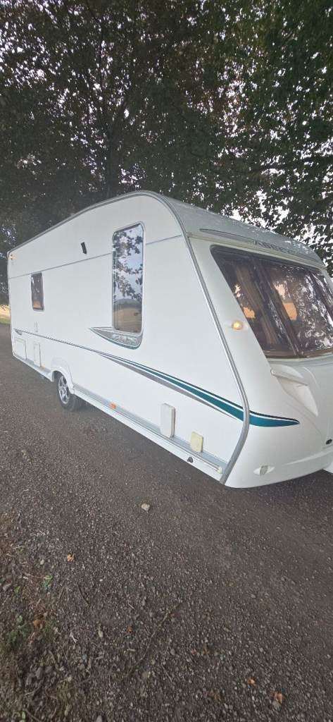 Abbey vogue gts 420 ,awning, motor mover