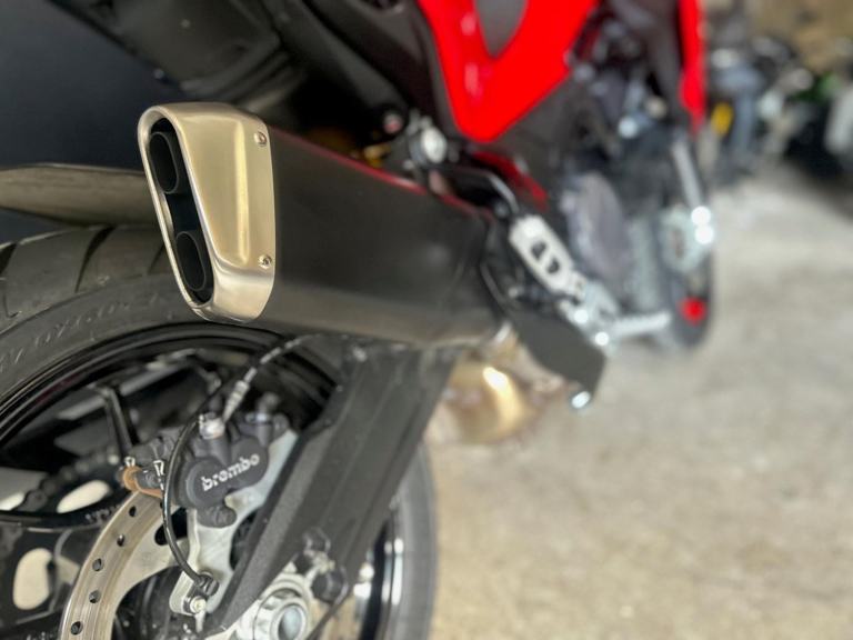 Stunning Low Mileage 2024/24 Ducati Multistrada V2S Motorcycle 