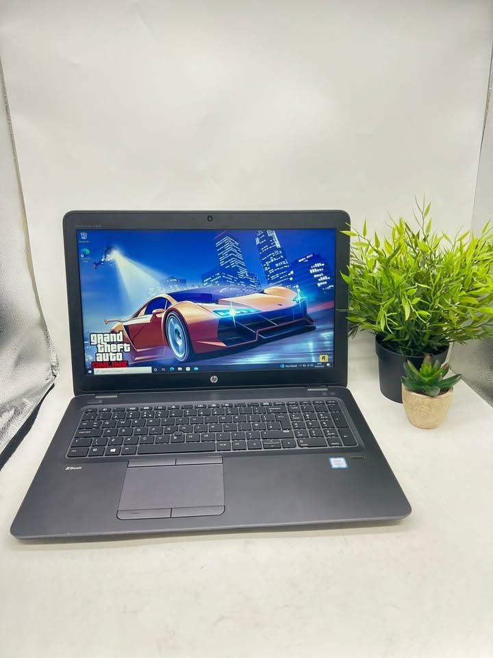 HP ZBook 15u G3 | i5 | 256GB SSD | AMD FirePro | CAD & Gaming | Win 11 Pro – £199