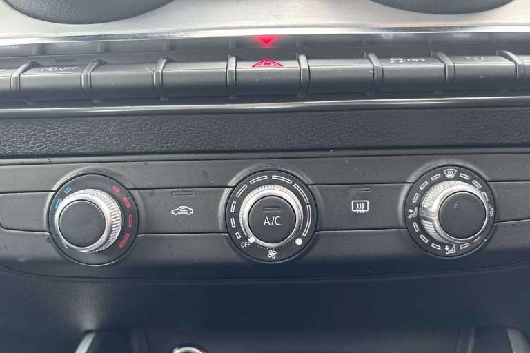 2023 Audi Q2 35 TFSI S Line 5dr S Tronic SUV Petrol Automatic