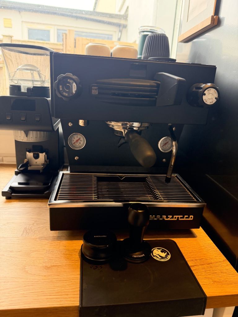 La Marzocco Linea Mini + Scales + Pico Grinder