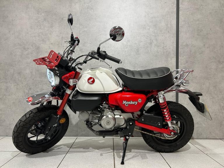 75/2025 Honda Monkey 125 - 3068 miles - GREAT FUN!