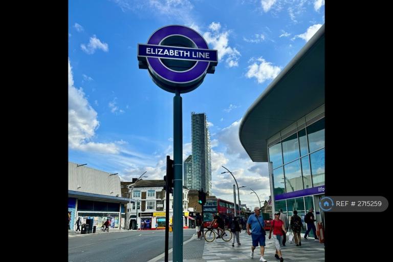 3 bedroom flat in Wellesley Road, Ilford, IG1 (3 bed) (#2715259)