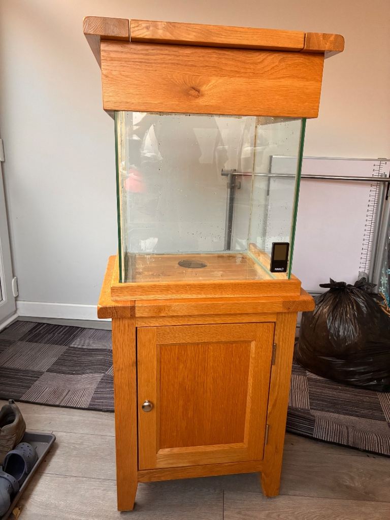 90L Fish tank on Oak Wooden Cabinet Aquarium Tropical Complete set up