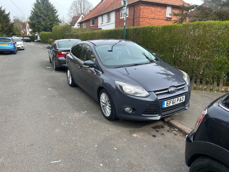 Ford focus titanium 1.6 tdci £1200 swaps px 