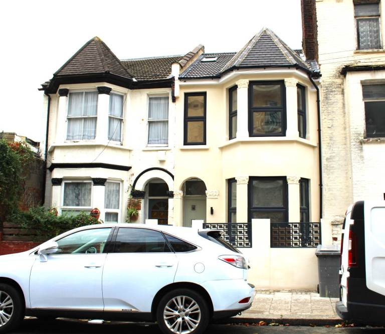 Beautiful Brand New Studio Flat To Rent in NW2 by Tube Including Council Tax 