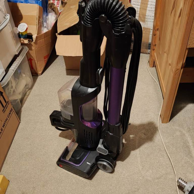 Shark duo stick Vacuum Cleaner – Good Condition