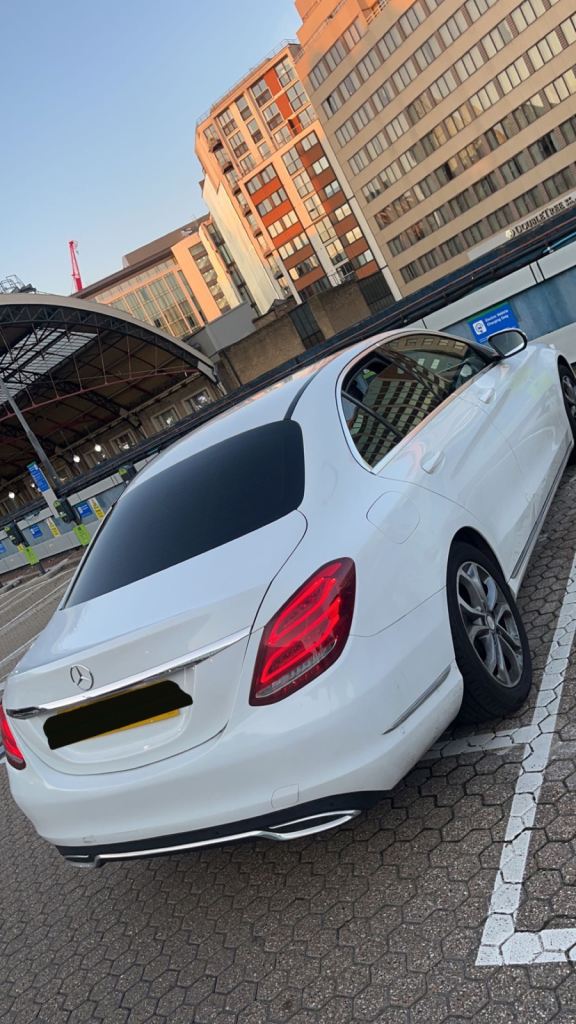 Mercedes-Benz, C CLASS, Saloon, 2014, Semi-Auto, 2143 (cc), 4 doors