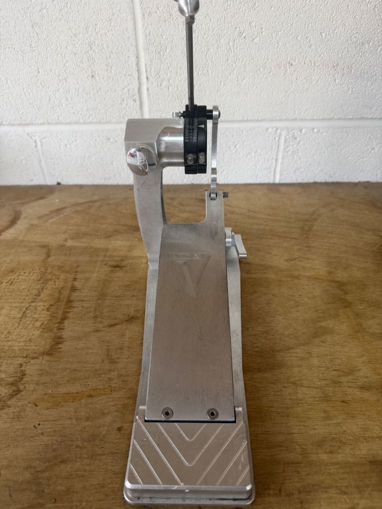 DW 9000 Series Bass Drum Pedal – Good Working Order