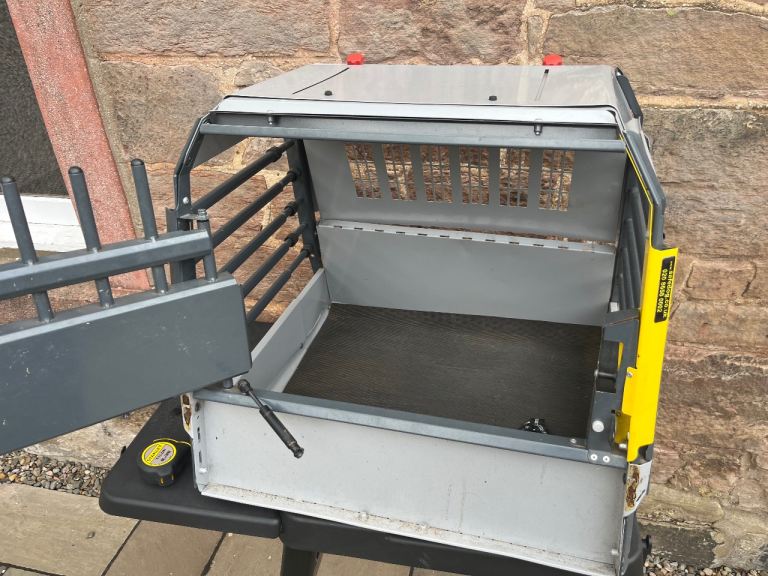 Car Dog Crate
