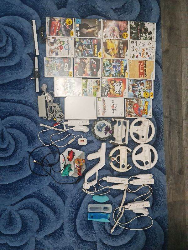 Nintendo Wii and Games Bundle 
