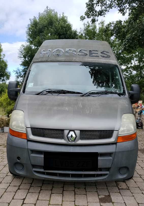 Renault Master Horsevan Conversion - MOT FAILURE - PROJECT