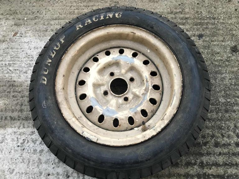 DUNLOP 5.5J x 13 x 3/8 WHEEL SUIT TRIUMPH OR FORMULA FORD?