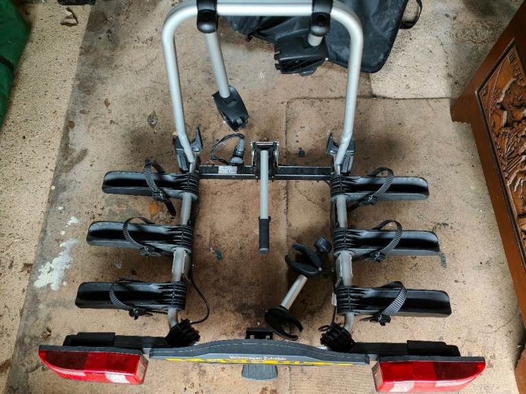 VW Compact 3 towbar mounted 3 cycle carrier