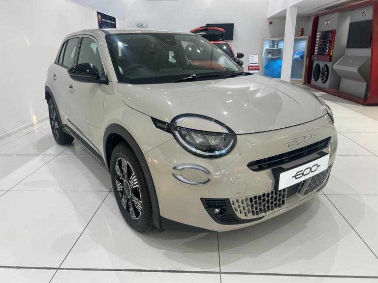 2026 Fiat 600 1.2 Hybrid 48V 5dr eDCT-6 Hatchback Petrol Automatic