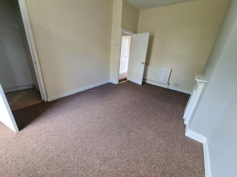 Nice 2/3 bed house on  Market Street, Hetton-le-hole, Houghton-le-spring DH5 9DZ