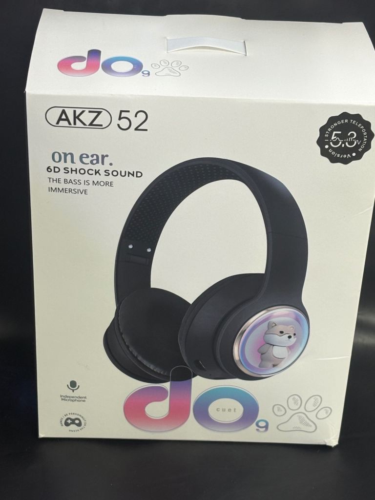 DO9 AKZ 52 On-Ear Headphones – New in Box