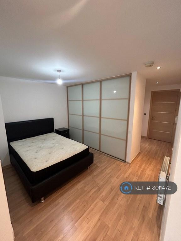 Studio flat in St. Paul's Square, Birmingham, B3 (#3011472)