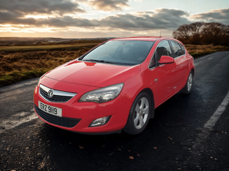2011 Vauxhall Astra 2.0 CDTi 16v SRi, full year MOT, px welcome, delivery available