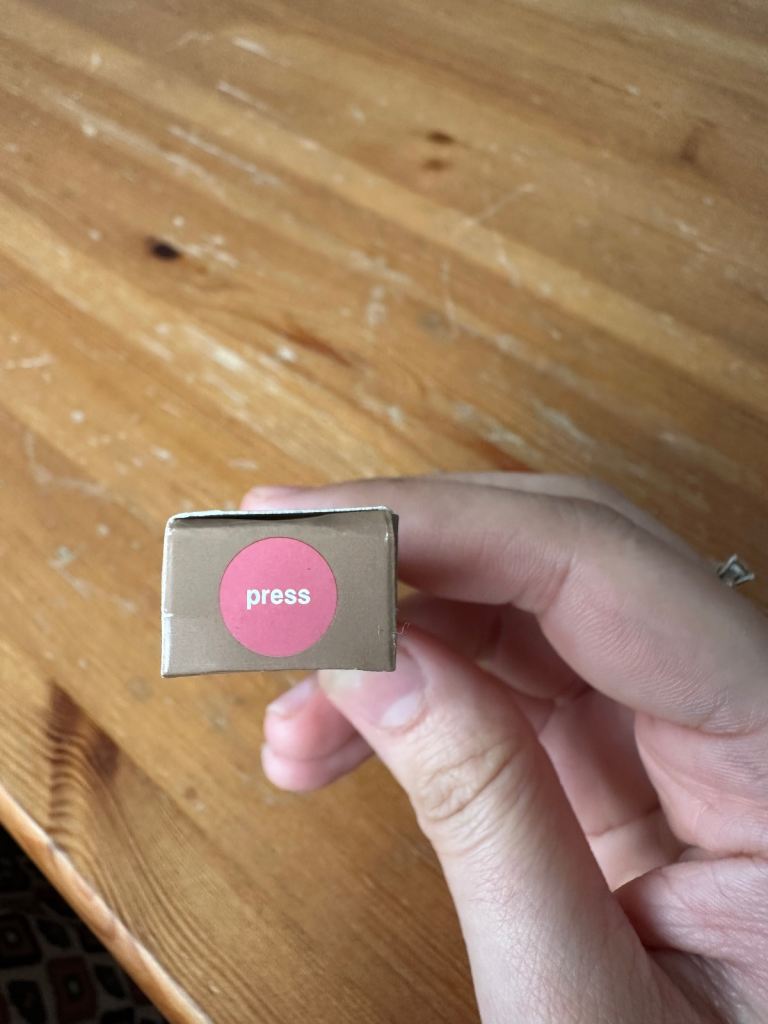 Rhode lip peptide liner 