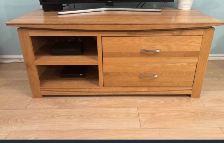 Tv unit