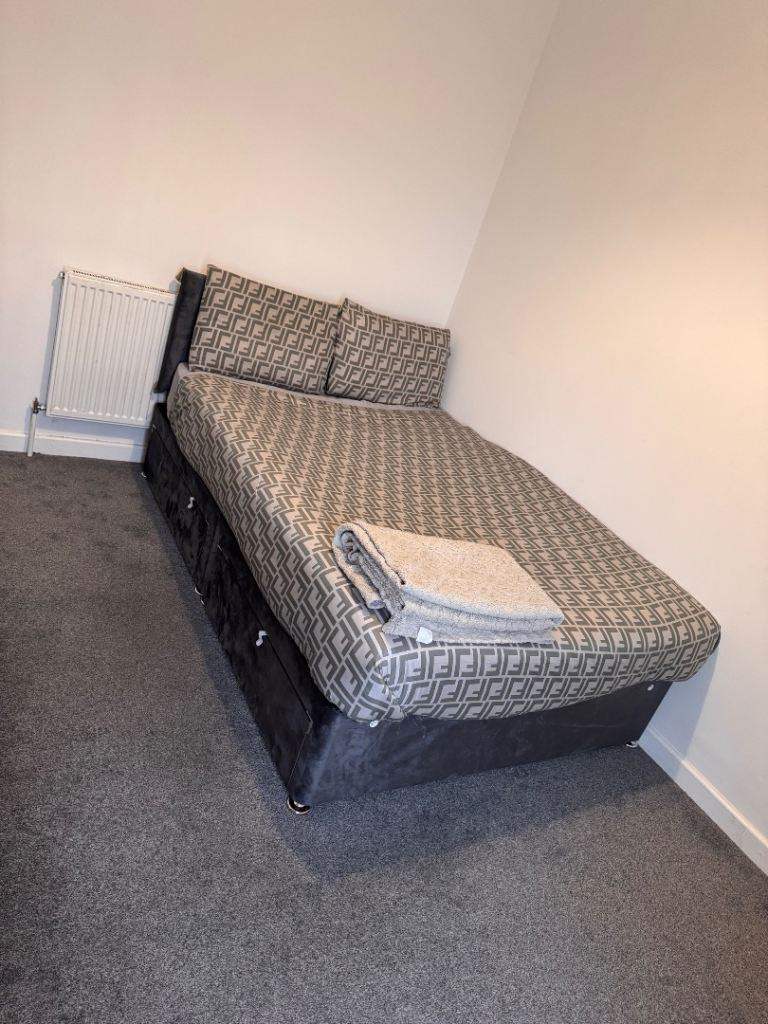 Spacious & Cosy Double Room For Rent AT DA12 2PN