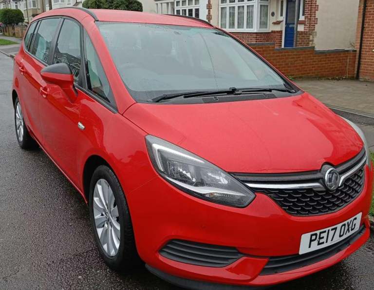 2017 Vauxhall Zafira 1.4T Design 5dr MPV PETROL Manual