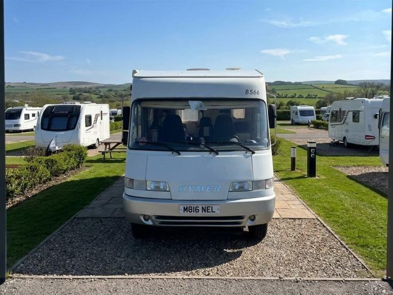 1995 Hymer B564 2.5 Diesel 4 Berth