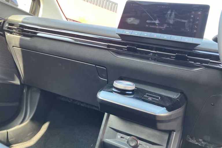 2025 MG MG4 49kWh SE Hatchback 5dr Electric Auto (170 ps) Hatchback Electric Automatic