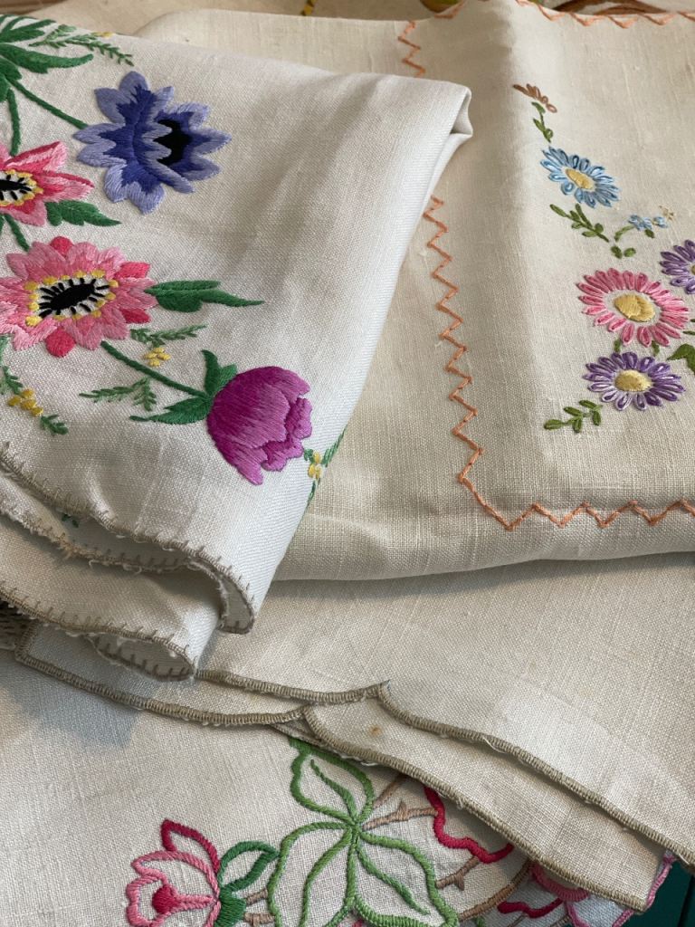Vintage Embroidered Floral Tablecloths / Linens - Good Condition
