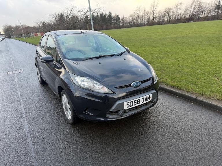 FORD FIESTA STYLE PLUS 1.2L (2008) long mot MOTORHOME TOW CAR. 