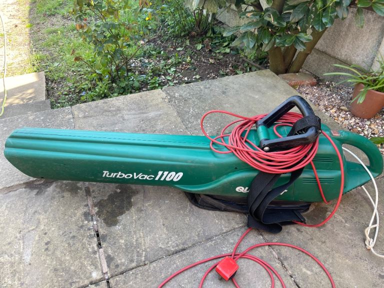 Qualcast TurboVac 1100 Garden Vacuum & Blower