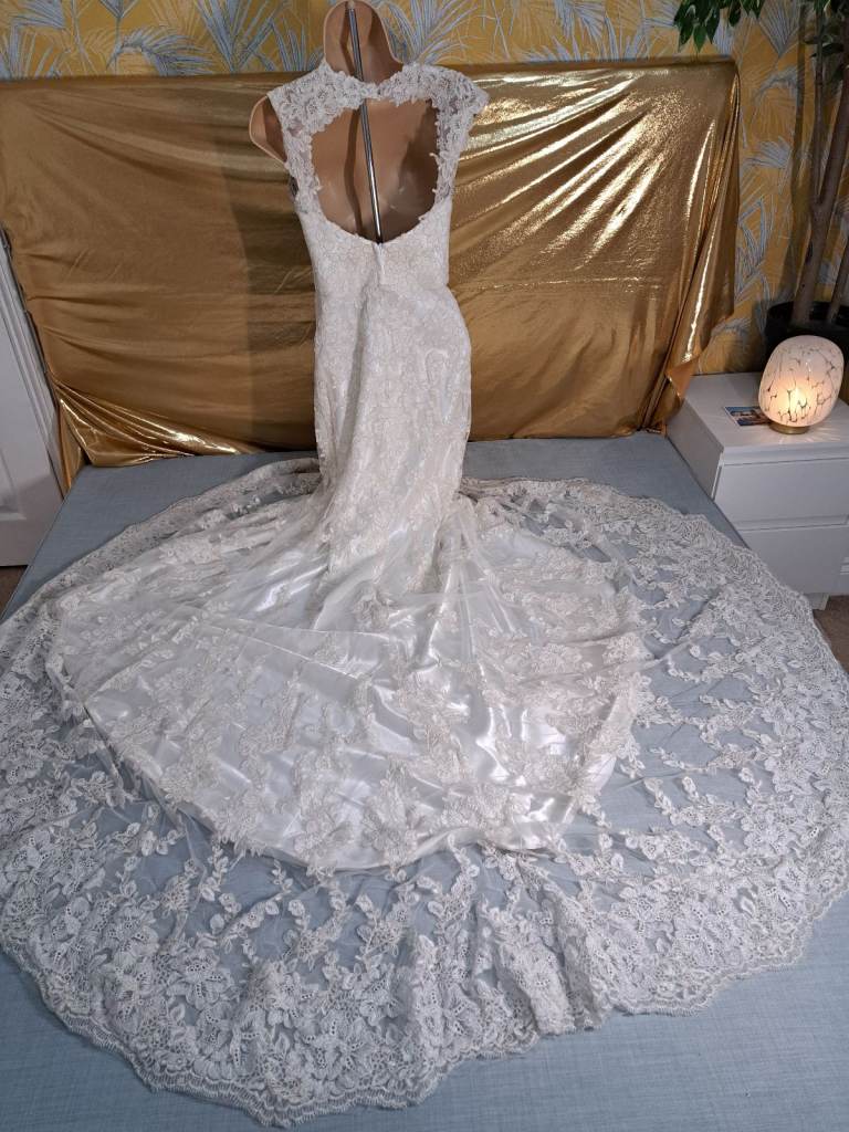 image for wedding dress